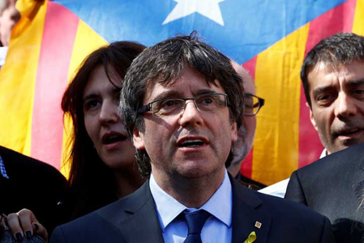 Fiscales de España y Alemania discutirán extradición de Puigdemont
