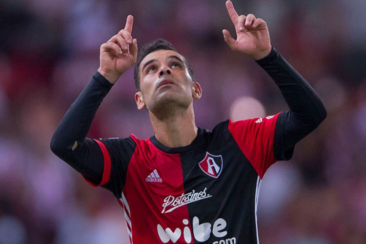 Rafa Márquez hace vibrar el Jalisco