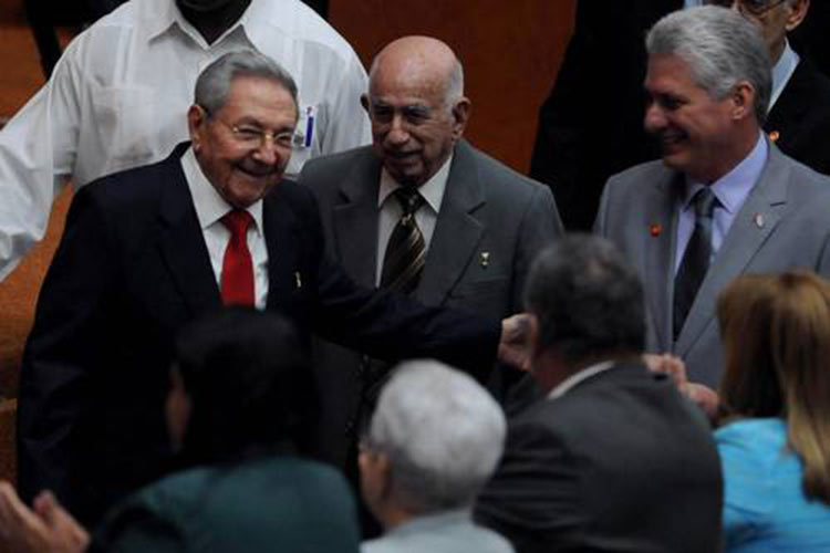 Nominan diputados de Cuba a Díaz-Canel para la presidencia