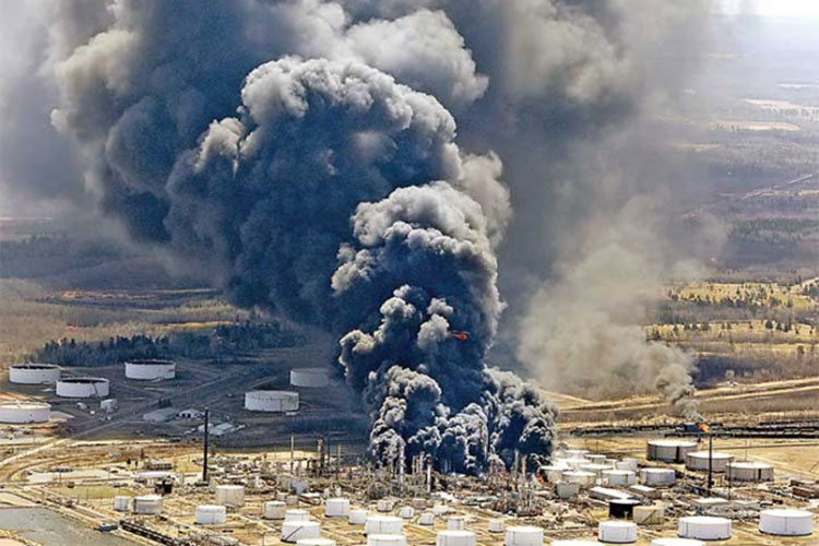 Arde refinería y deja 11 heridos en Estados Unidos