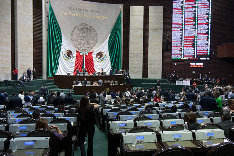 Avanza reforma para eliminar fuero