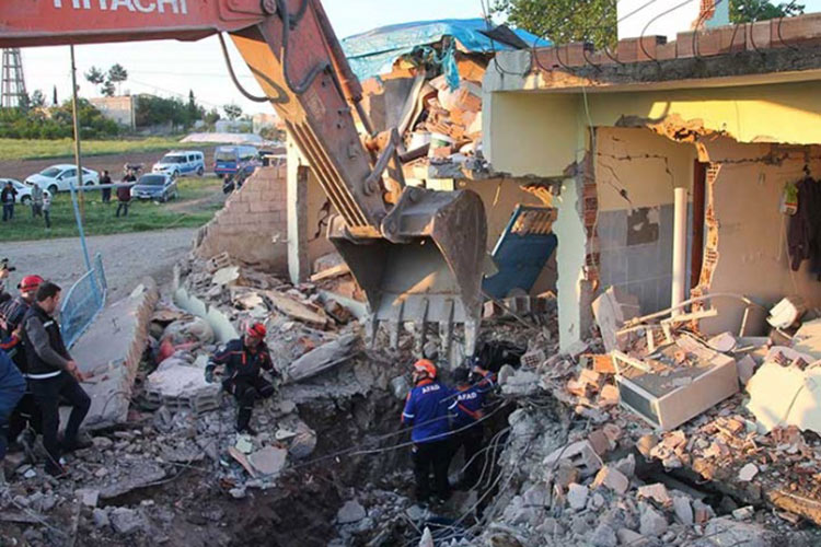 Sismo remece Turquía; al menos 39 heridos