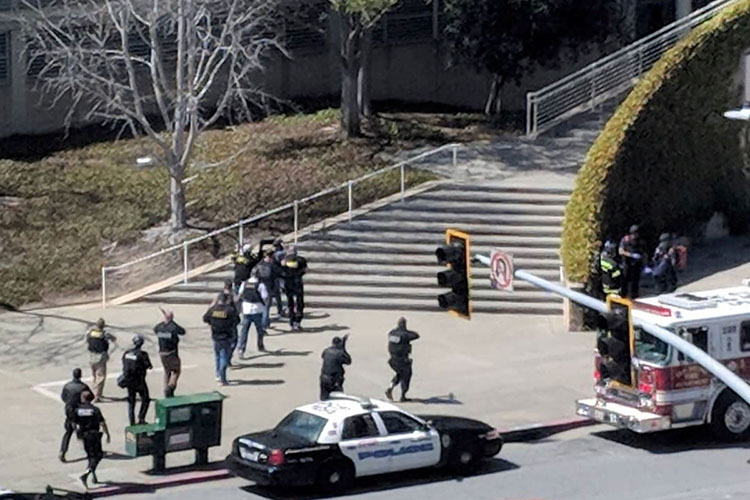 Al menos un muerto y tres heridos por tiroteo en oficinas de YouTube en California