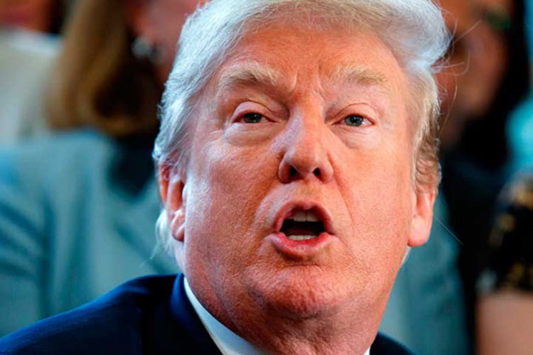 Trump dice ataque a Siria podría ocurrir muy pronto o quizás no