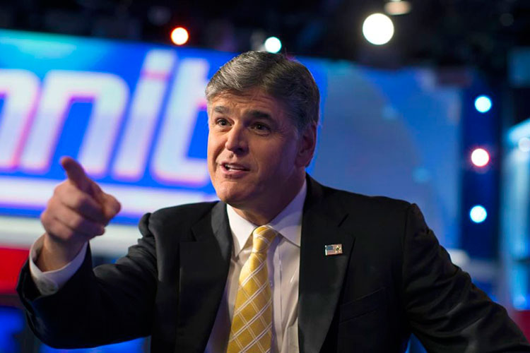 Ligan a conductor de Fox News a investigación del abogado de Trump