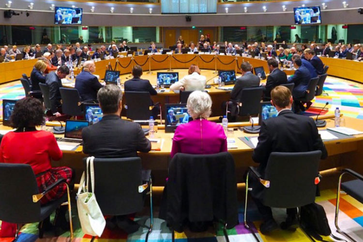 UE apoya ‘todas las medidas que eviten el uso de armas químicas’