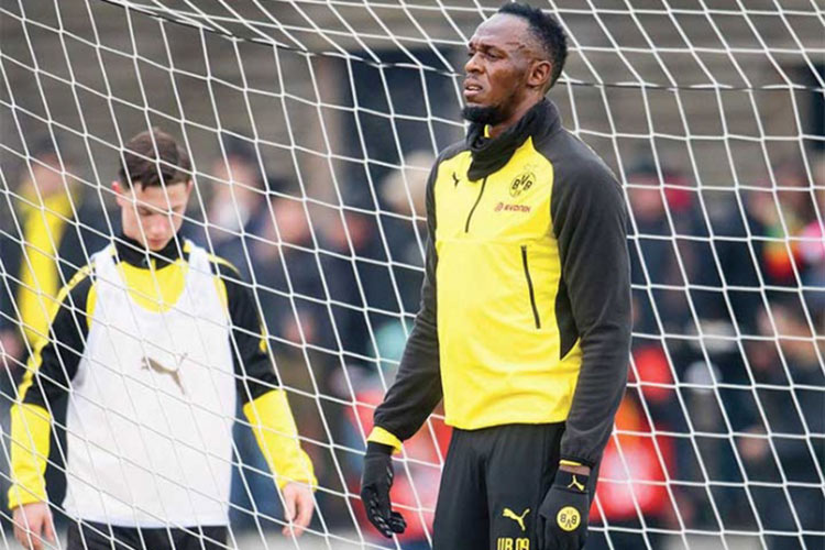 El futbol, la meta de Usain Bolt