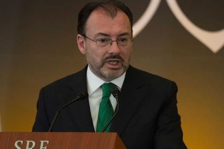 Negociaciones del TLCAN continúan, pese a tensión diplomática: Videgaray
