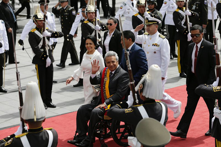 Ecuador: Moreno busca renovar economía tras 1 año de gestión