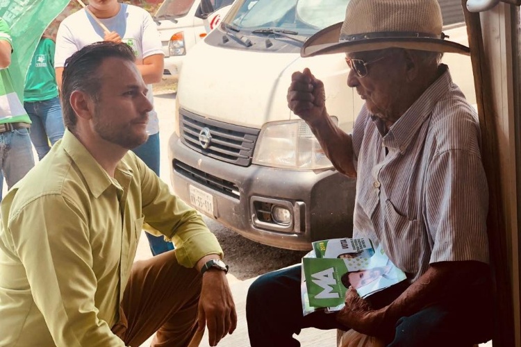 Preocupa abandono de colonias al PVEM