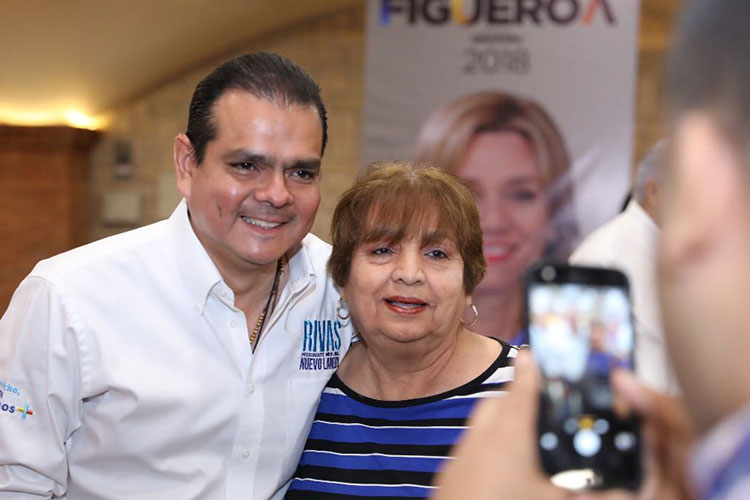 Ofrece Enrique Rivas total apoyo a todas las escuelas públicas