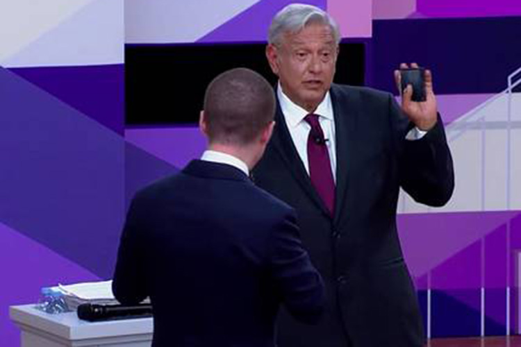 Apliqué un estate quieto a Anaya y mis bonos subieron: AMLO