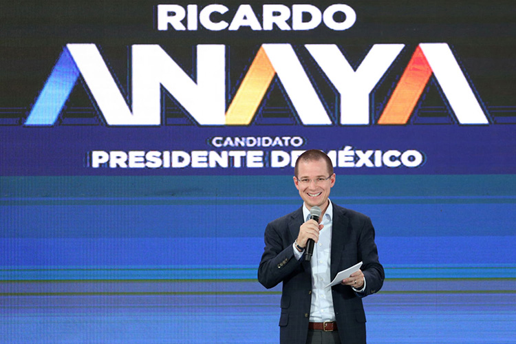 Anaya acusa a AMLO de querer privatizar la educación