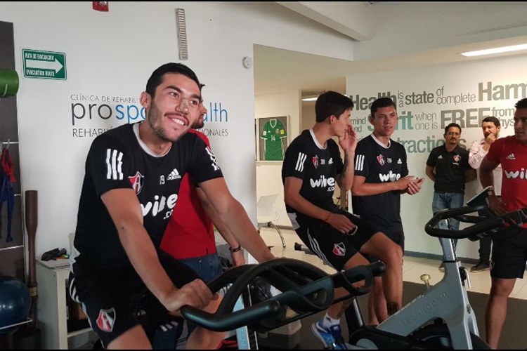 Atlas reporta a exámenes médicos