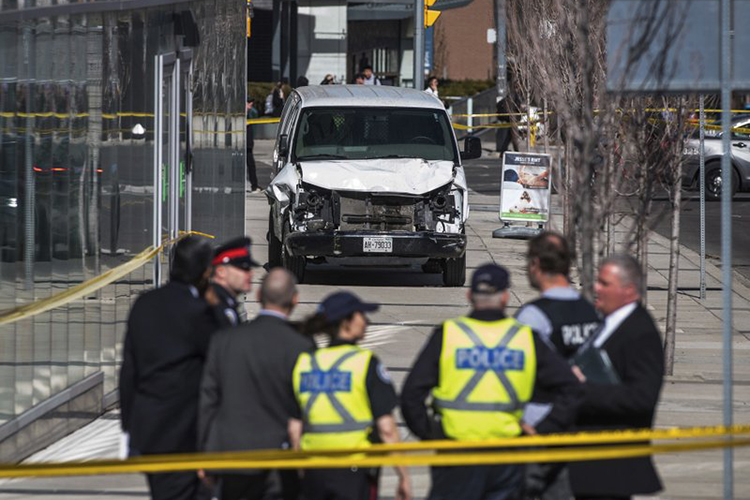 Presentan más cargos a sospechoso de atropello en Toronto