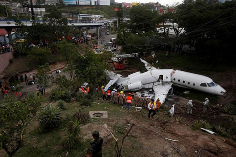 Accidente de avión en Tegucigalpa podría ser por error humano