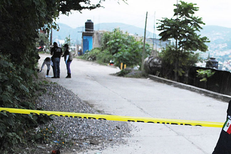 Balean casa de regidor suplente en Tabasco; matan a abuelo