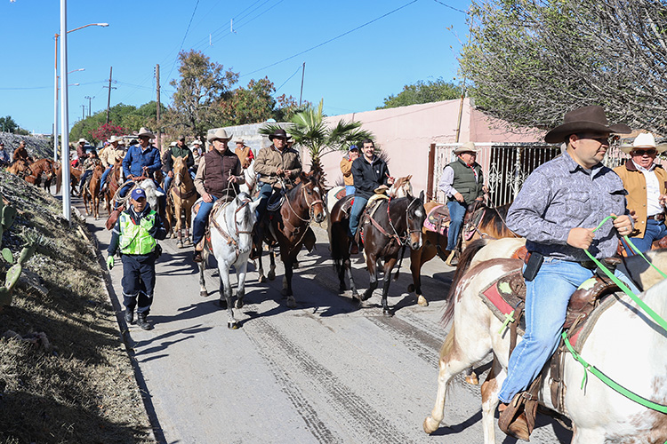 Preparan cabalgata  para el 170 aniversario de NLD