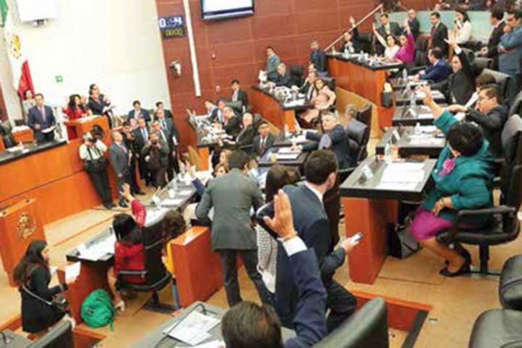 Crimen y morosos hacen perder a CFE