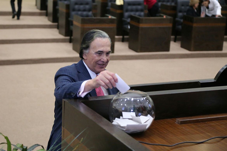 Destaca el diputado Glafiro Salinas labor de Héctor González