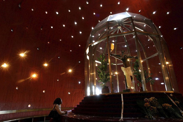 Daniel Ortega se inclina hacia la Iglesia en Nicaragua