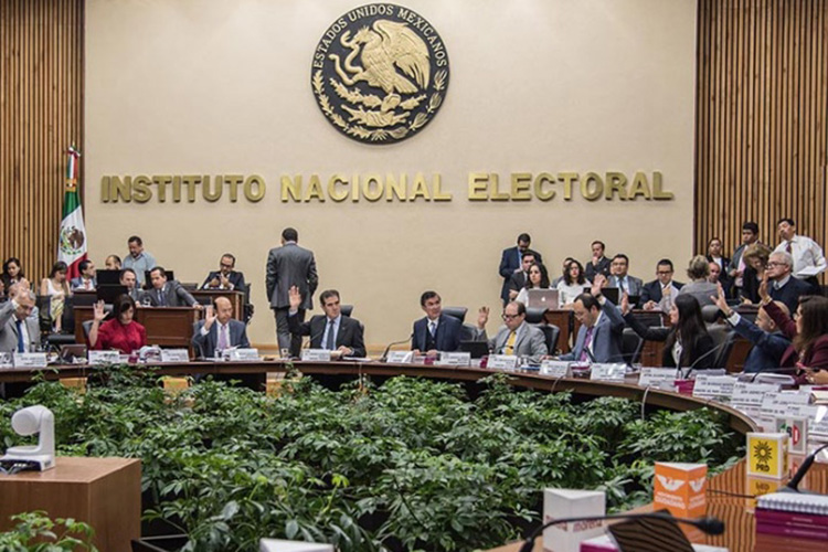 Lanzará INE convocatoria en redes para preguntas del tercer debate