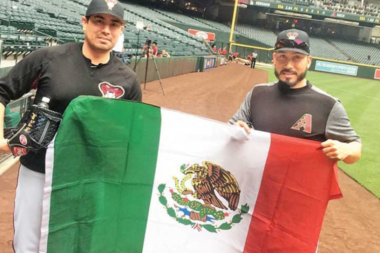 De La Rosa y Salas lucen con Arizona