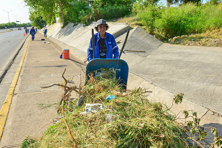 Recolectan 195 toneladas de basura en calles de la ciudad