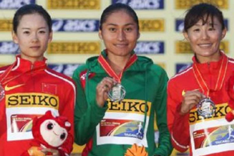 Lupita González logra histórico doblete en China