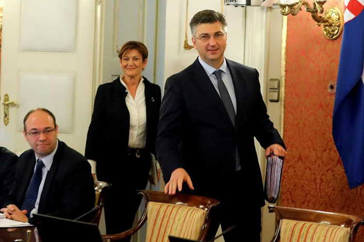 Renuncia la viceprimera ministra de Croacia