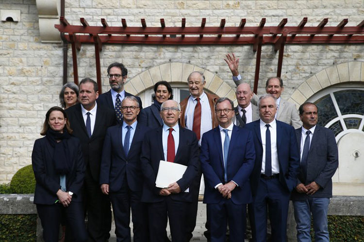 Mediadores certifican el fin del grupo separatista vasco ETA