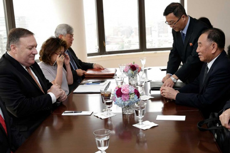 Se reúnen en NY, Pompeo y brazo derecho de Kim Jong-un