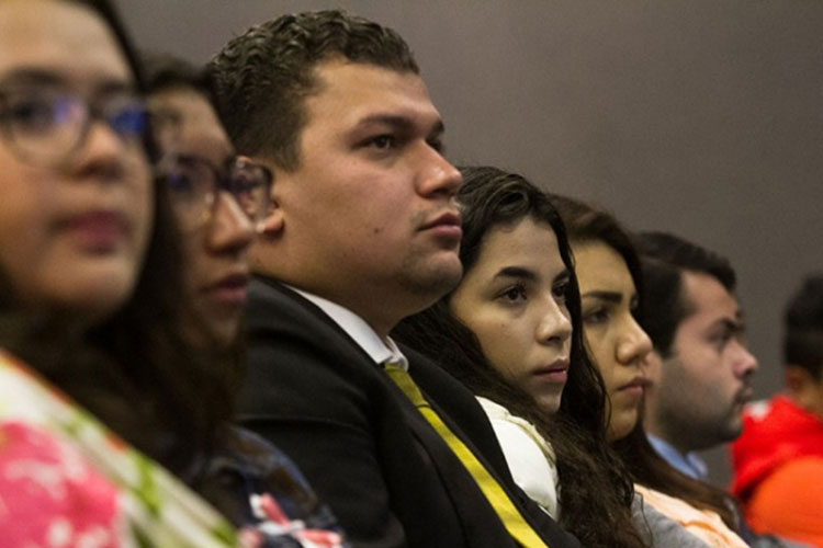 Millenials muestran poco compromiso al buscar empleo