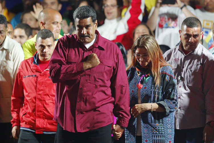 Baja participación deja un sabor amargo en triunfo chavista