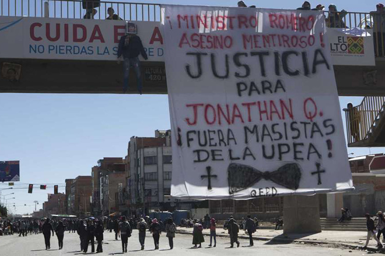 Siguen protestas en Bolivia tras muerte de estudiante