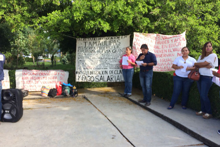 Apoya regidora manifestación de maestros