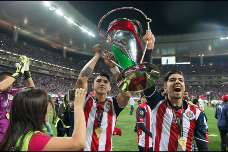 Marcas frenarían salida de Pizarro y Pulido