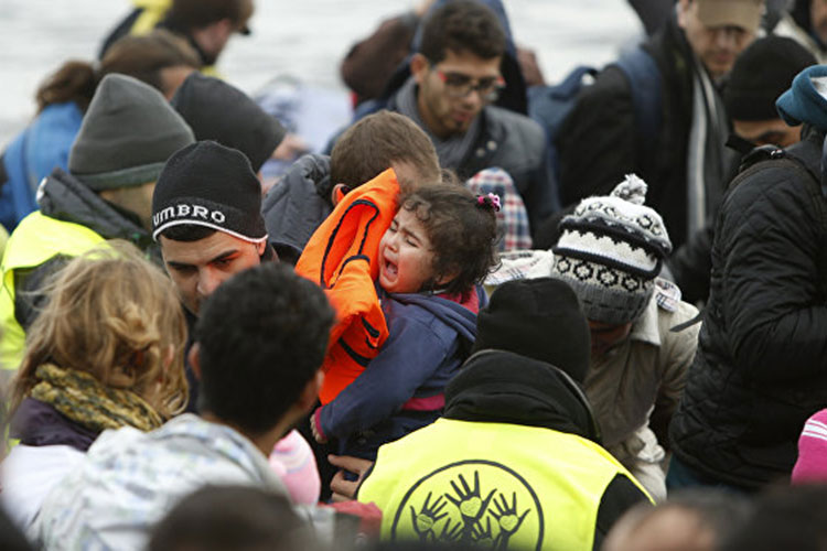 Al menos 700 personas refugiadas por enjambre sísmico en El Salvador