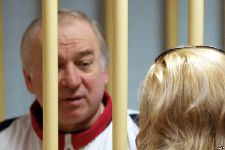 Exespía envenenado Skripal recibe el alta hospitalaria