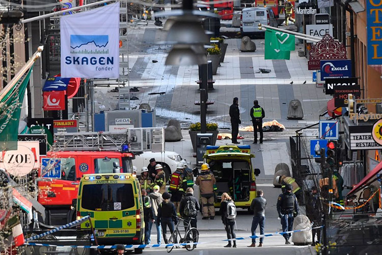 Suecia condena a cadena perpetua a autor de atropello masivo