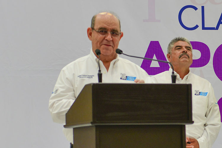 Votará alcalde Rafael Pedraza en la casilla de  la primaria ‘Reyes Heroles’