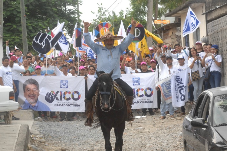 Considerará Xico iniciativas de comunidad LGBT
