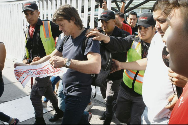 Almeyda termina su ciclo con Chivas