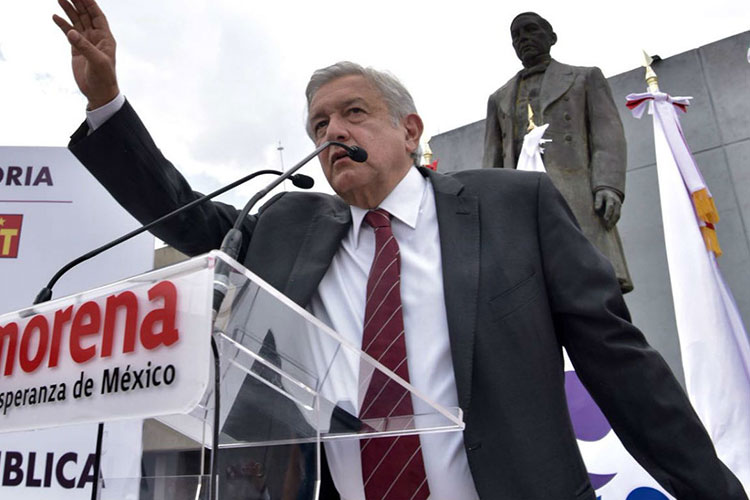 AMLO cerrará su campaña en el Estadio Azteca