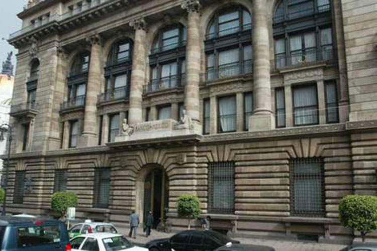 BdeM: podría darse otro ajuste en tasas por la inflación