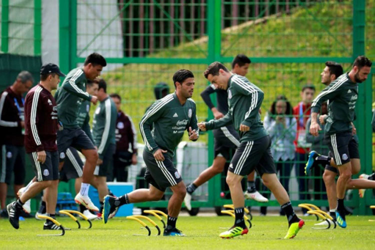 Familiares del Tricolor sufren contratiempo para ir a Rusia