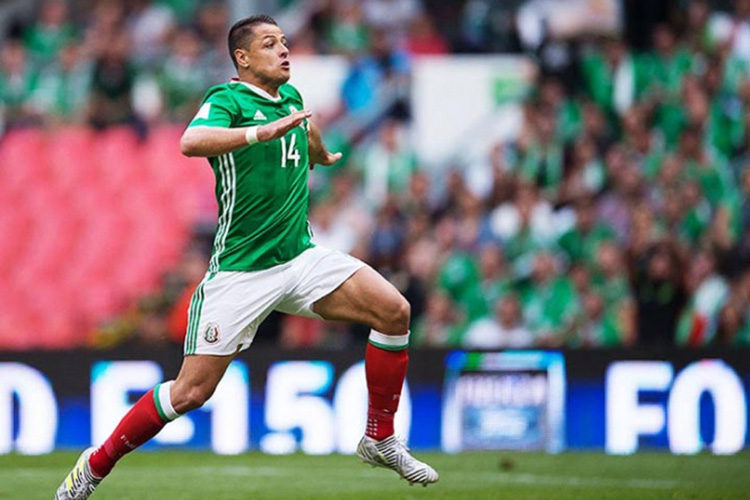 Javier Hernández, la esperanza de gol