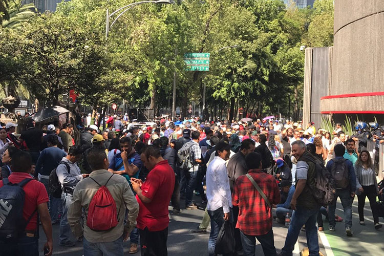 CNTE termina protesta en BMV; vuelve a su plantón en SG