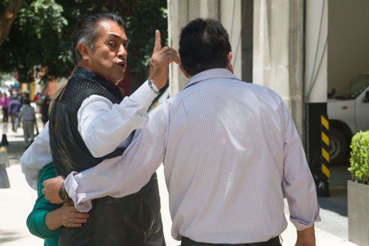 Van por juicio político contra ‘El Bronco’