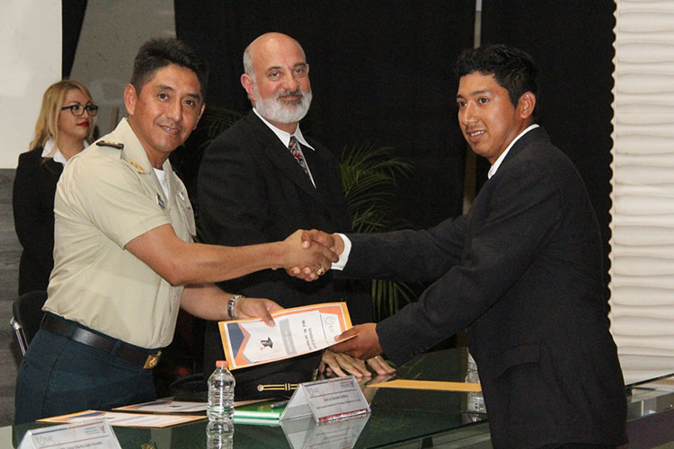 Egresa de la UAT nueva generación de veterinarios